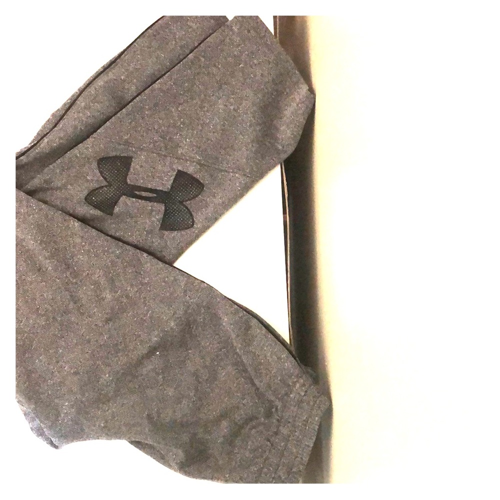 Under Armour • Sweat Pants